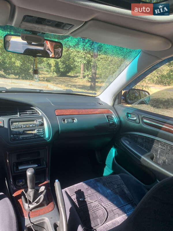 Седан Honda Accord 1999 в Черкасах