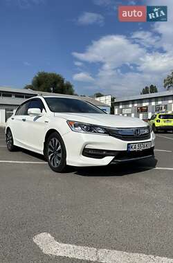 Седан Honda Accord 2016 в Києві