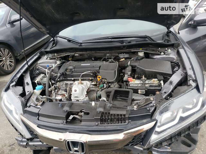 Купе Honda Accord 2016 в Львове