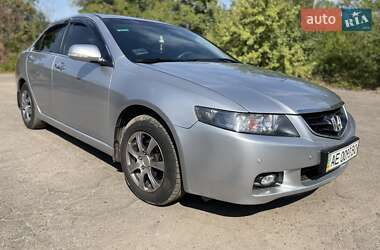 Седан Honda Accord 2004 в 