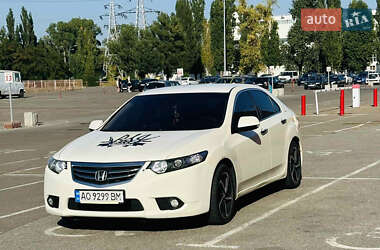 Седан Honda Accord 2011 в Киеве