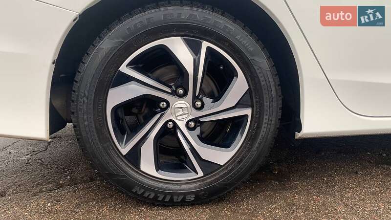 Седан Honda Accord 2016 в Киеве фото 5 Седан Honda Accord 2016 в Киеве