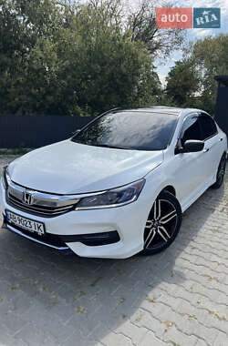 Седан Honda Accord 2016 в 