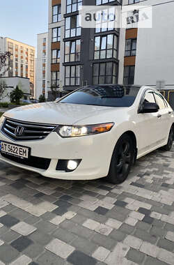 Седан Honda Accord 2010 в Ивано-Франковске