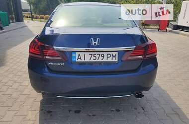 Седан Honda Accord 2014 в Вышгороде