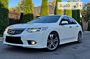 Седан Honda Accord 2011 в Киеве