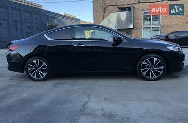 Купе Honda Accord 2016 в 