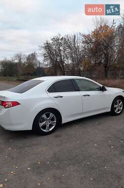 Седан Honda Accord 2012 в 