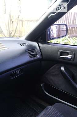 Седан Honda Accord 1993 в 