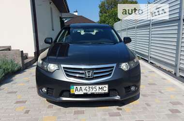 Седан Honda Accord 2012 в Киеве