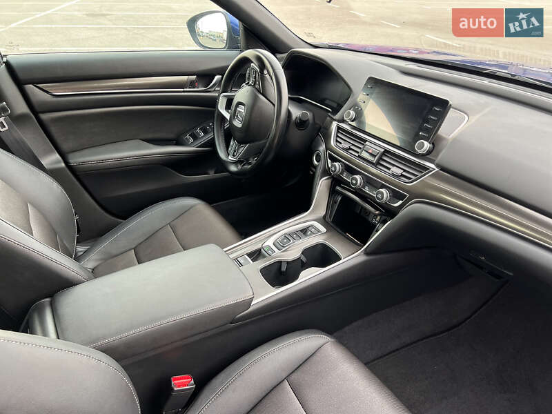 Седан Honda Accord 2020 в Киеве