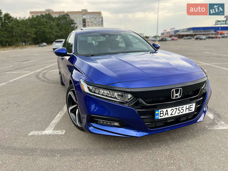 Седан Honda Accord 2020 в Киеве