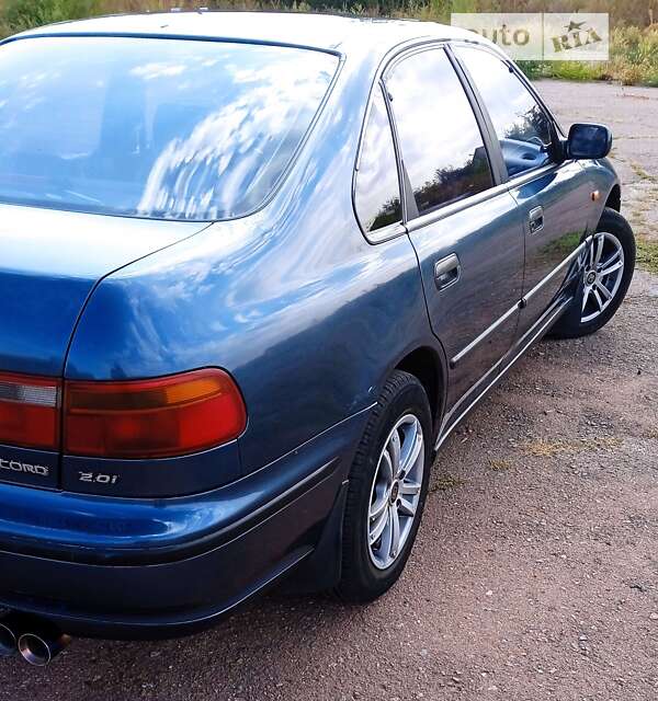 Седан Honda Accord 1993 в Мені