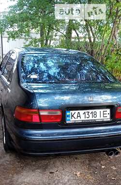 Седан Honda Accord 1993 в 
