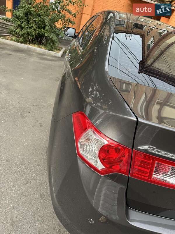 Седан Honda Accord 2008 в Виннице