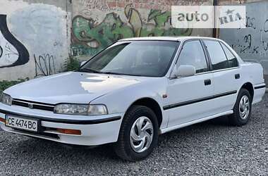 Седан Honda Accord 1993 в Чернівцях