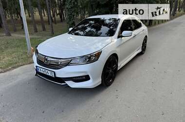 Седан Honda Accord 2016 в Сумах