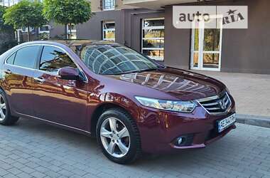 Седан Honda Accord 2012 в Горішніх Плавнях