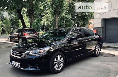 Седан Honda Accord 2014 в Киеве