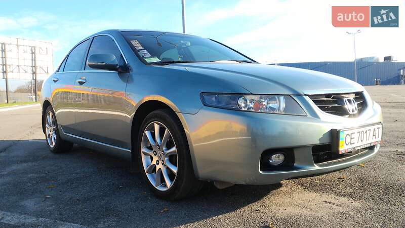 Седан Honda Accord 2004 в Черновцах