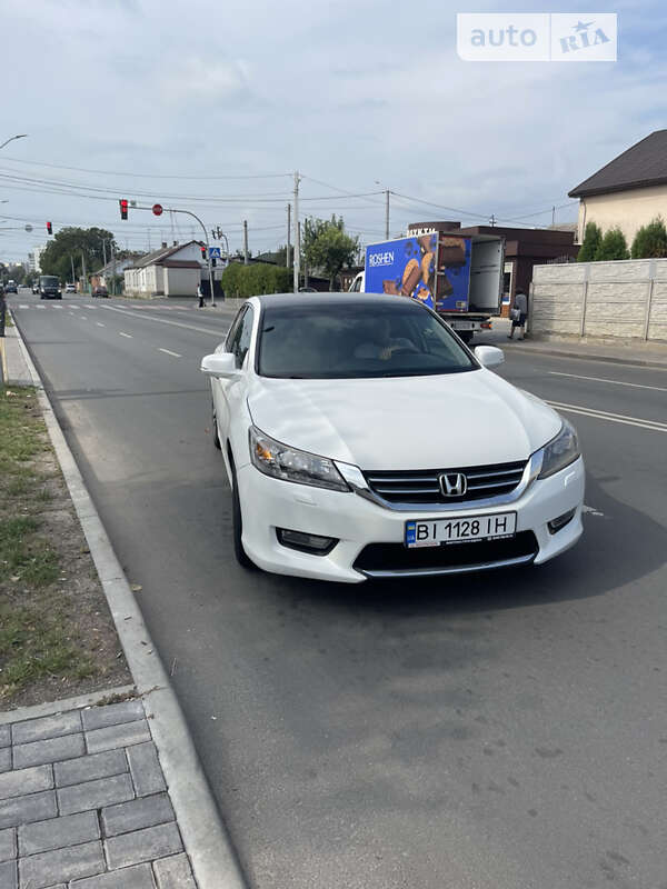 Седан Honda Accord 2013 в Полтаві