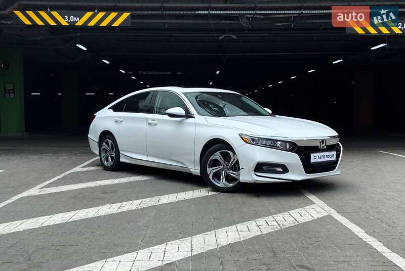 Седан Honda Accord 2019 в Києві