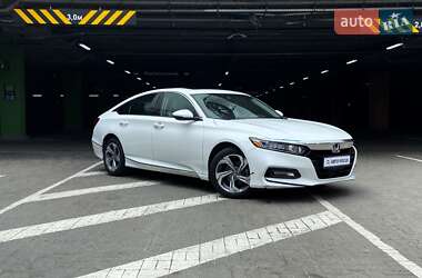 Седан Honda Accord 2019 в Києві