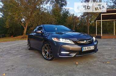 Купе Honda Accord 2015 в Киеве