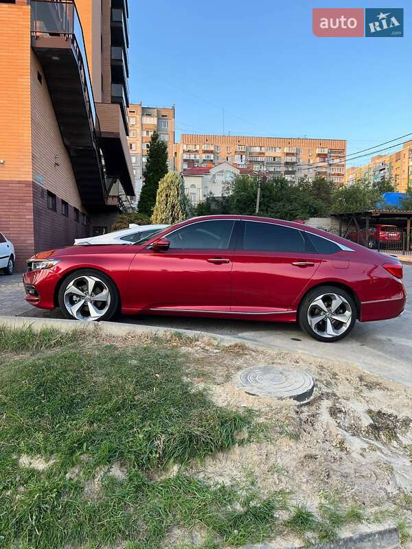Седан Honda Accord 2018 в Дніпрі