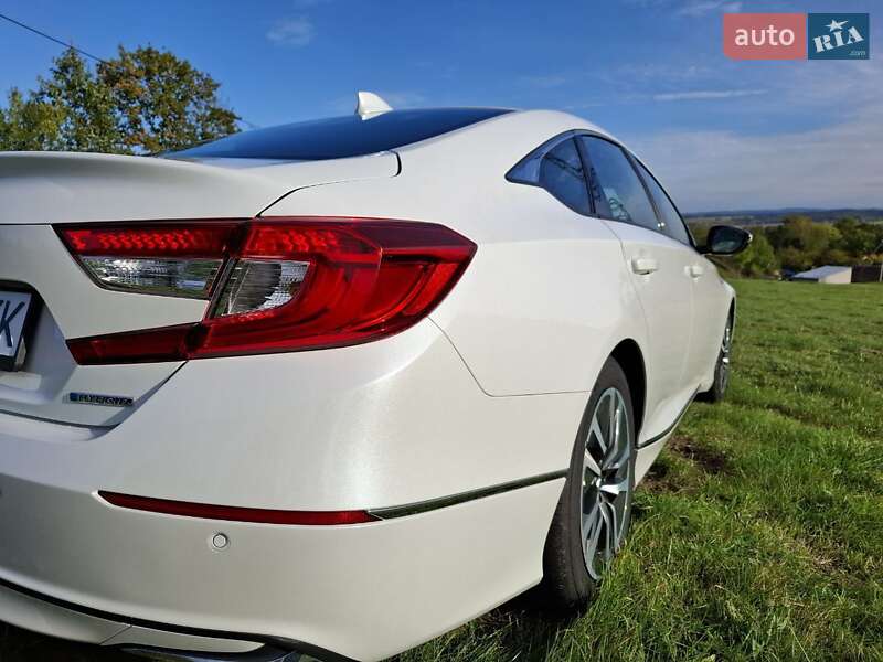 Седан Honda Accord 2021 в Киеве