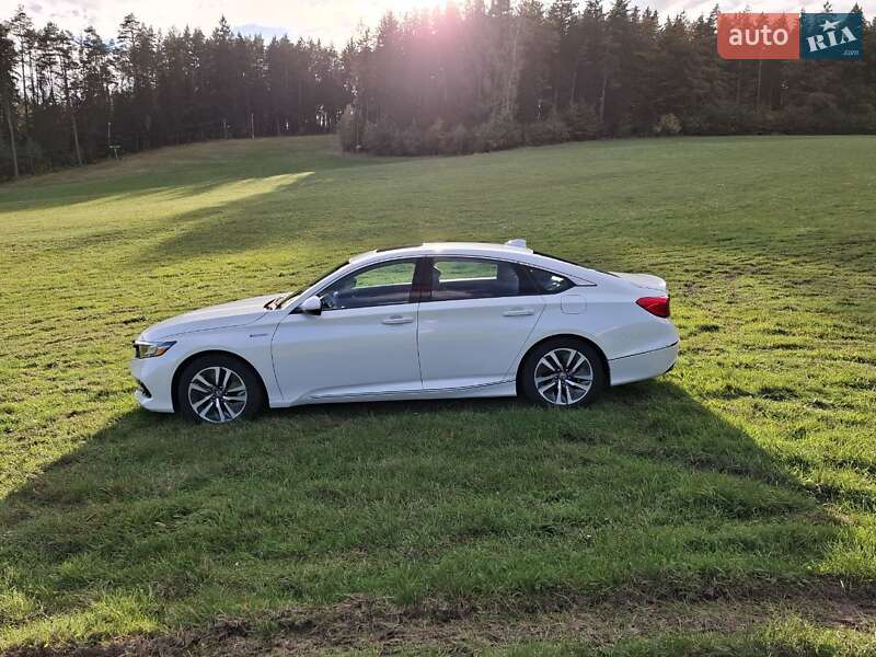 Седан Honda Accord 2021 в Киеве