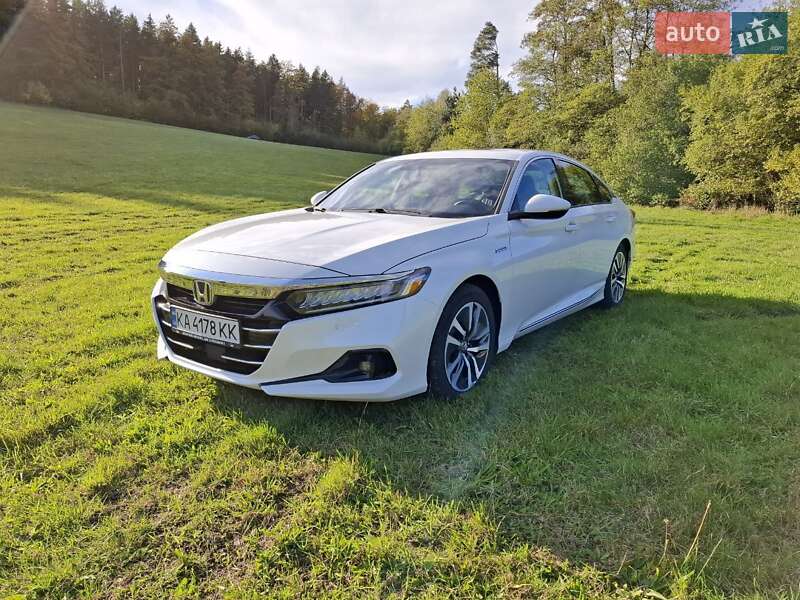 Седан Honda Accord 2021 в Киеве