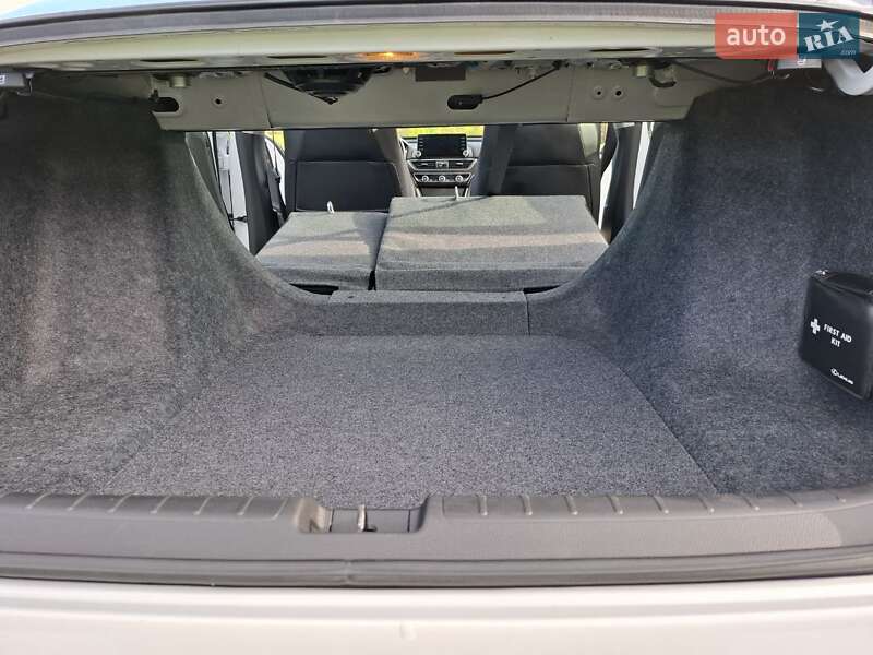 Седан Honda Accord 2021 в Киеве