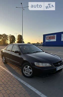 Седан Honda Accord 1998 в Тернополі