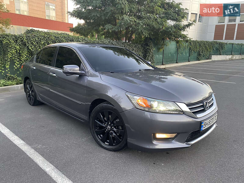 Седан Honda Accord 2015 в Одесі