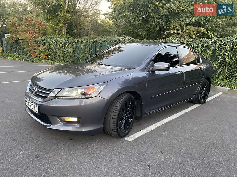 Седан Honda Accord 2015 в Одесі