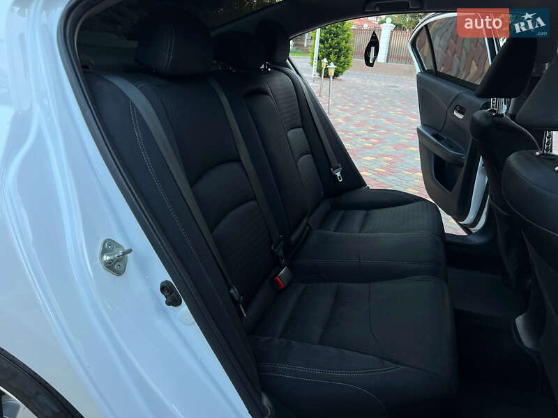 Седан Honda Accord 2015 в Одессе