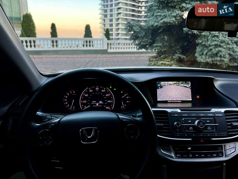 Седан Honda Accord 2015 в Одессе