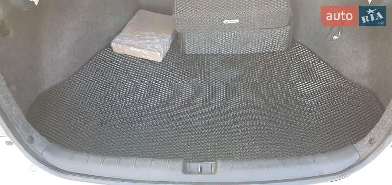 Седан Honda Accord 2013 в Києві