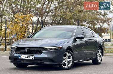 Седан Honda Accord 2023 в Києві