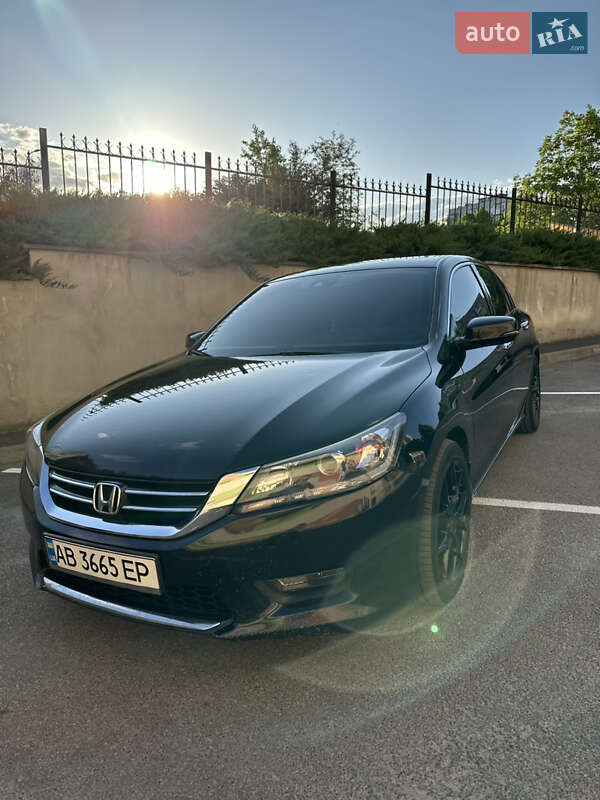 Седан Honda Accord 2015 в Вінниці