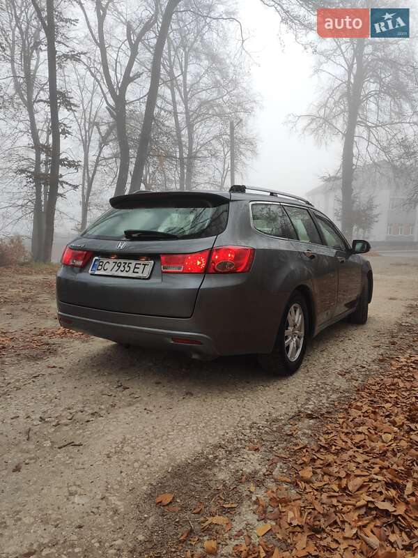 Універсал Honda Accord 2011 в Львові