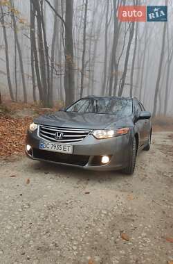 Универсал Honda Accord 2011 в 