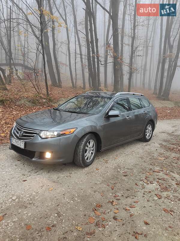 Універсал Honda Accord 2011 в Львові