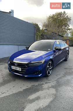 Седан Honda Accord 2022 в Киеве