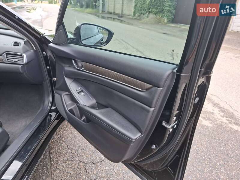 Седан Honda Accord 2019 в Одесі