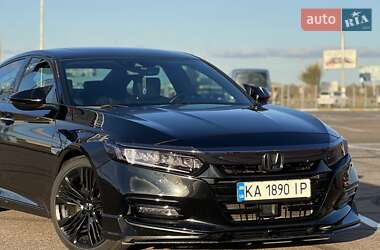 Седан Honda Accord 2018 в Кривом Роге