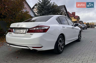 Седан Honda Accord 2016 в Тернополі