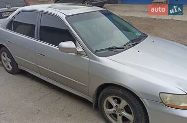 Седан Honda Accord 2001 в Києві
