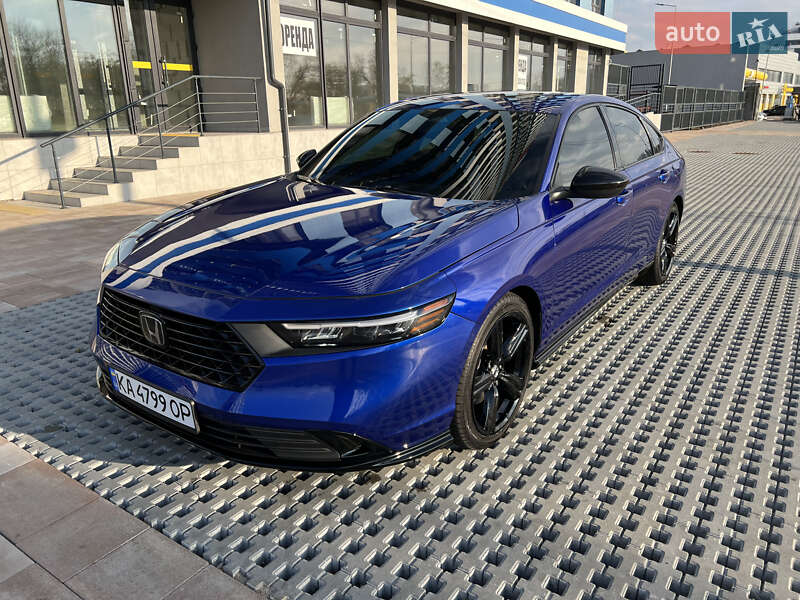 Седан Honda Accord 2023 в Києві
